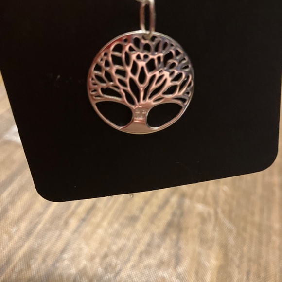 🍀925 STERLING SILVER TREE OF LIFE NECKLACE WITH 18" CHAIN☘️ - Picture 8 of 8